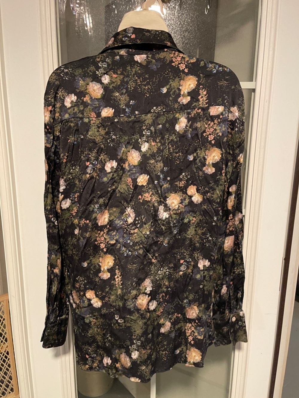 VINCE silk blouse - Picture 2 of 9